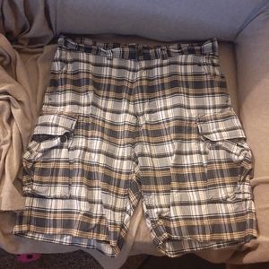 Men's size 36 Polo Ralph Lauren cargo shorts